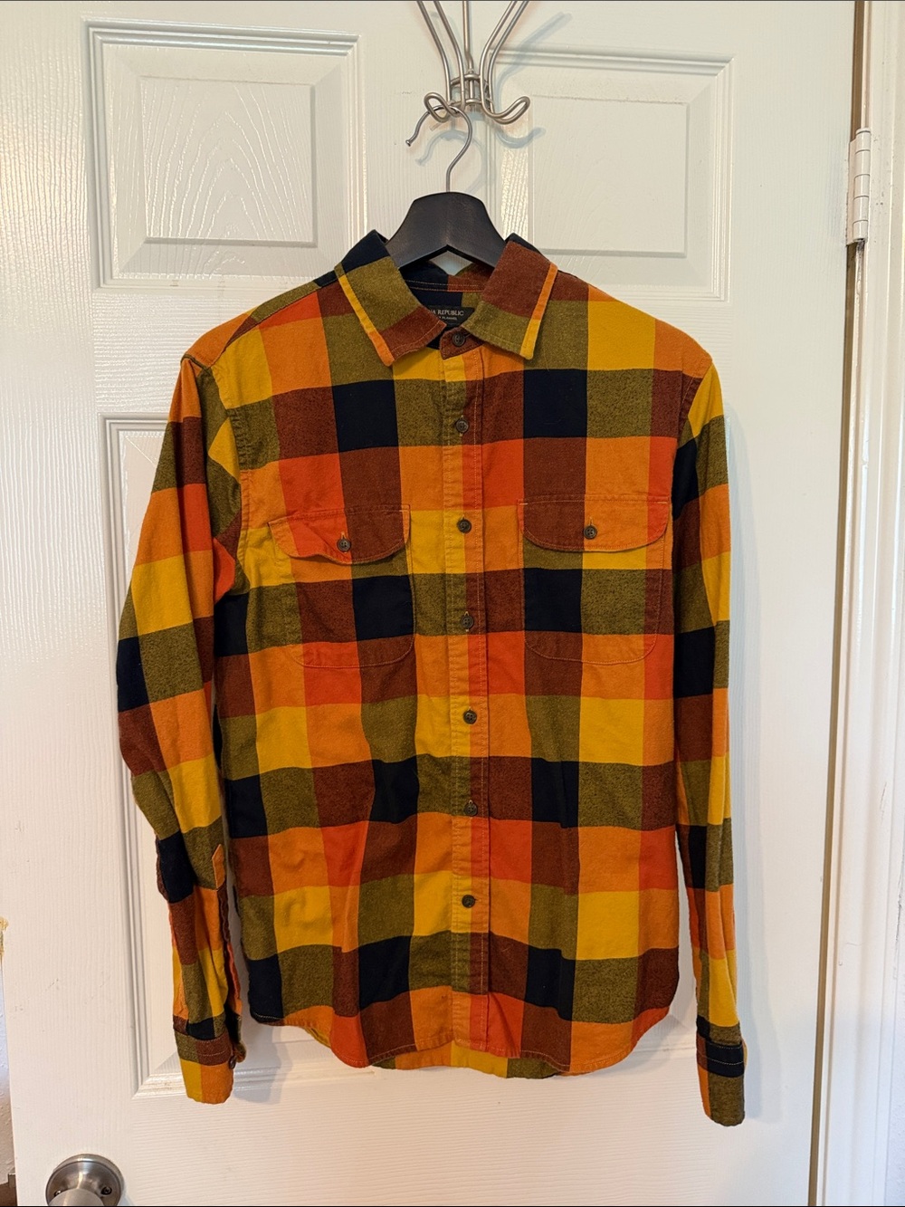 Banana Republic Men's Plaid Button-Down Shirt in Yellow, Orange & Black
